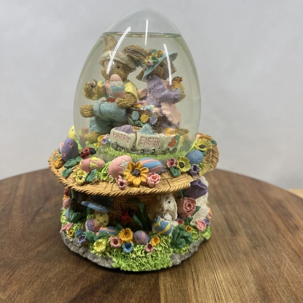 Easter Egg‎ Spring Snow Globe Bunny Rabbit 